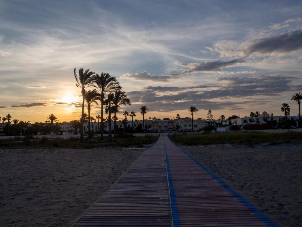 Jardin Privado # Netflix # Playa A 8Min # Wifi # Familia # Apartamento Vera Esterno foto